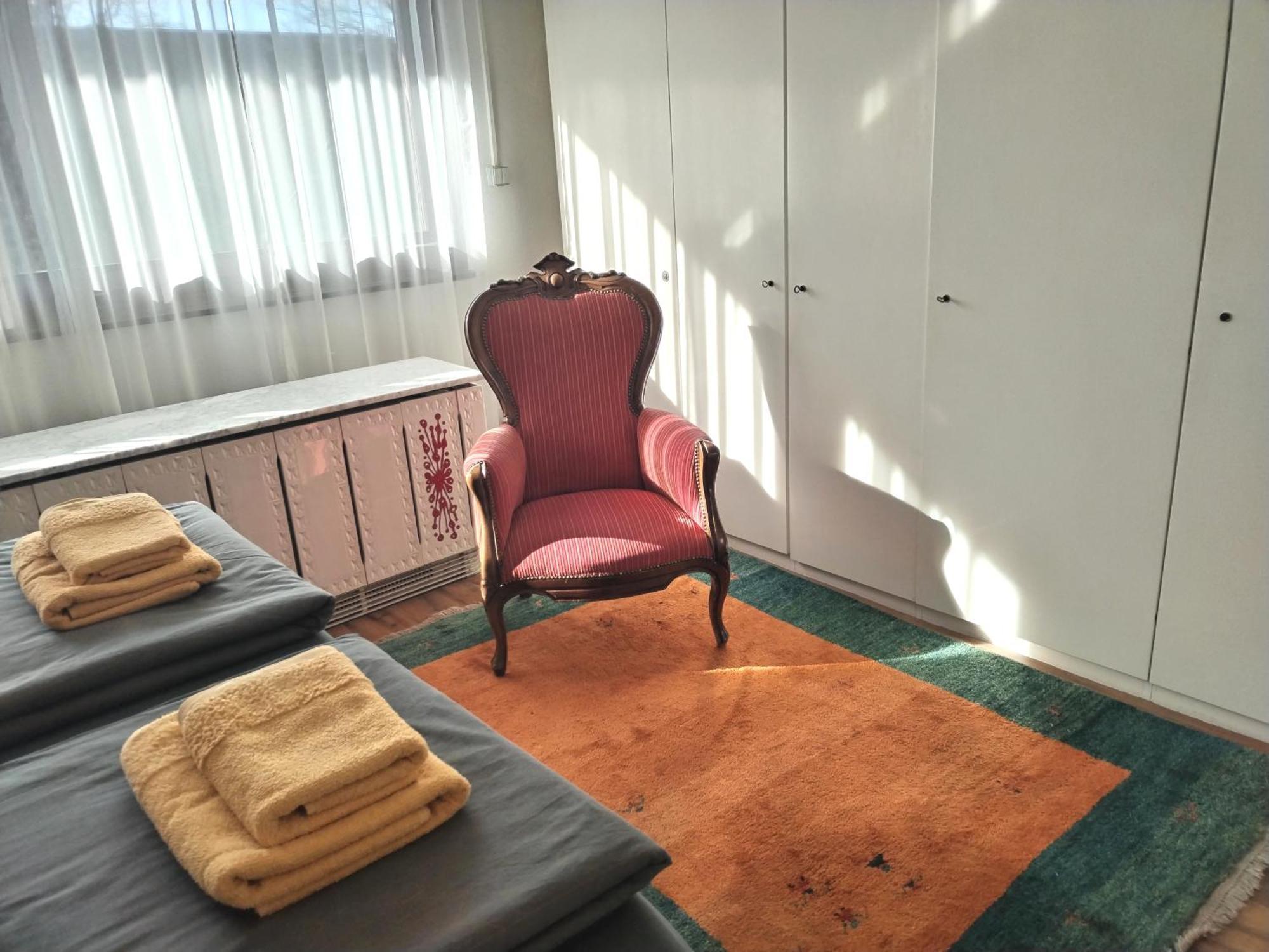 Waldeslust Warmbad Mit Balkon Und Privatem Parkplatz Apartment Villach Bagian luar foto