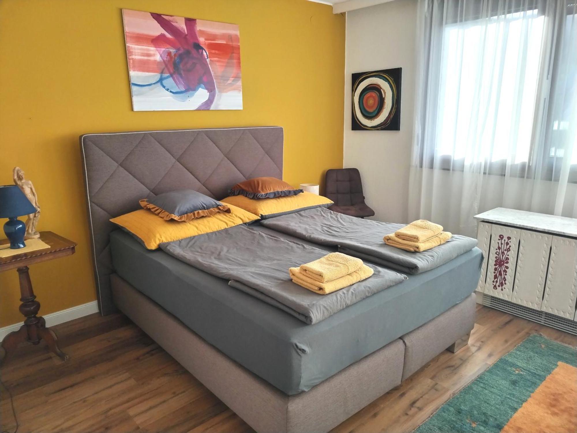 Waldeslust Warmbad Mit Balkon Und Privatem Parkplatz Apartment Villach Bagian luar foto